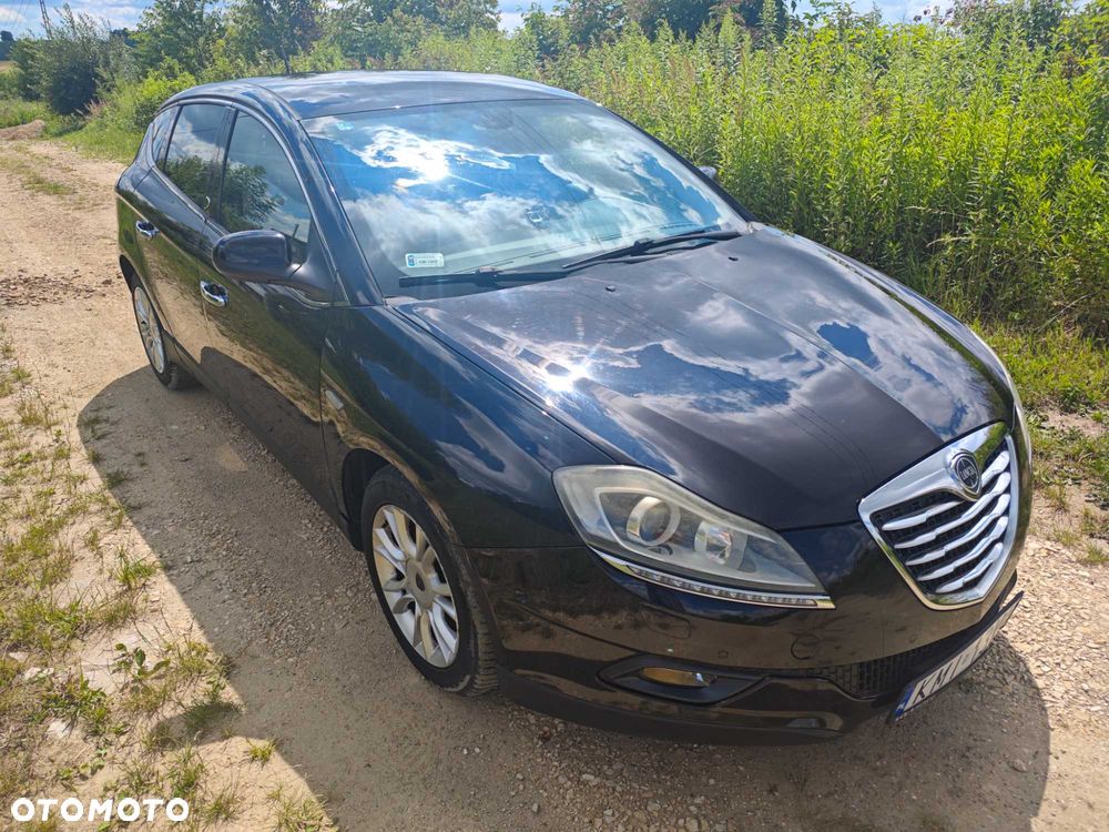 Lancia Delta 2013 photo 2