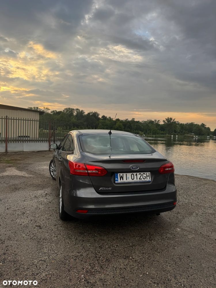 Ford Focus 1.6 Trend - 2