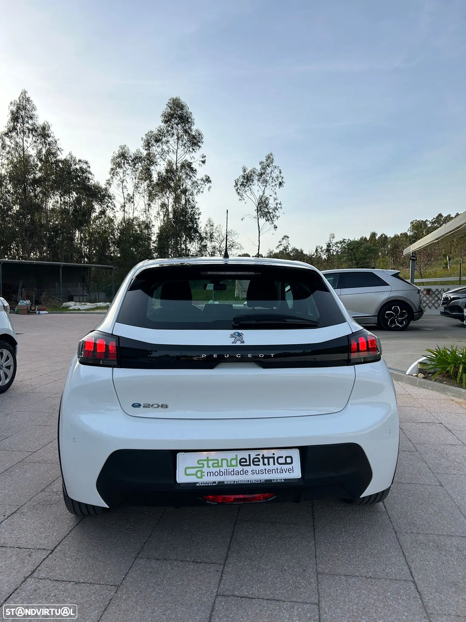 Peugeot e-208 50 kWh Active Pack - 12