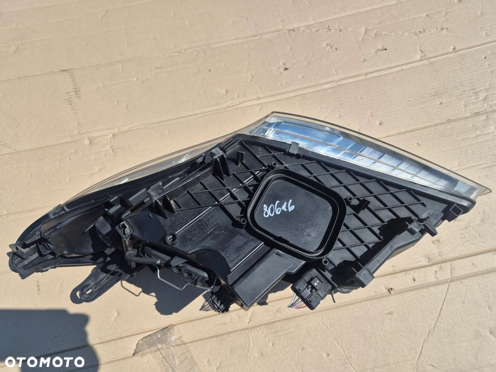 Renault Megane III lampa prawa.2008-2013.OE.AL. - 11