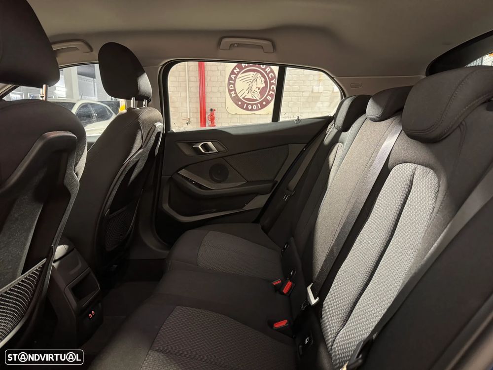 BMW 116 i Aut. - 16