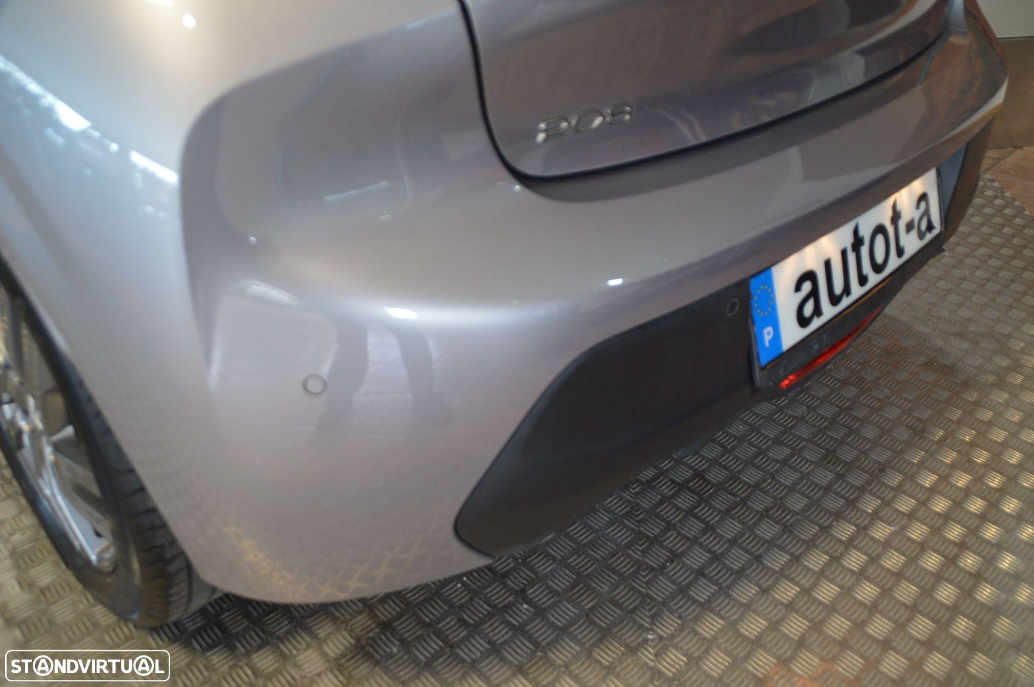 Peugeot 208 1.2 PureTech Active Pack - 22