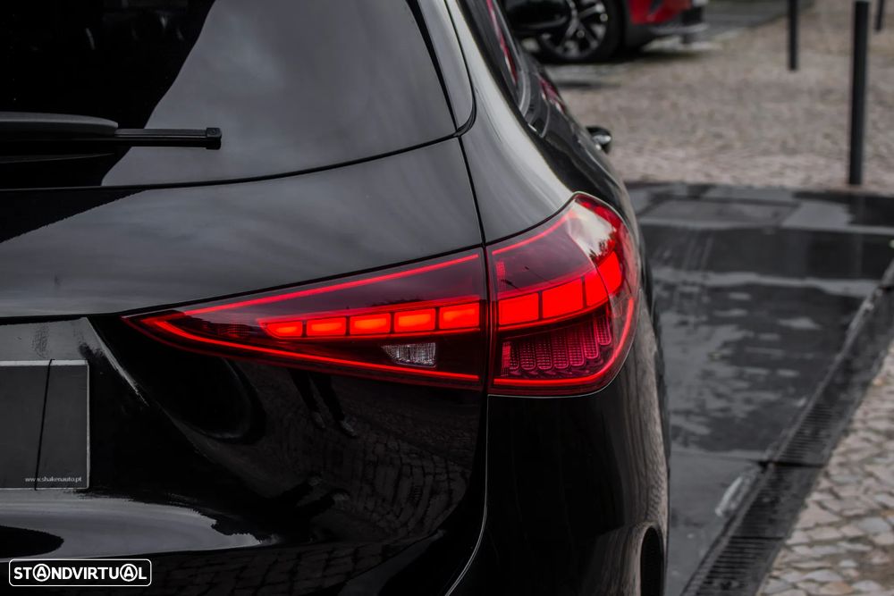 Mercedes-Benz C 300 e AMG Line - 9