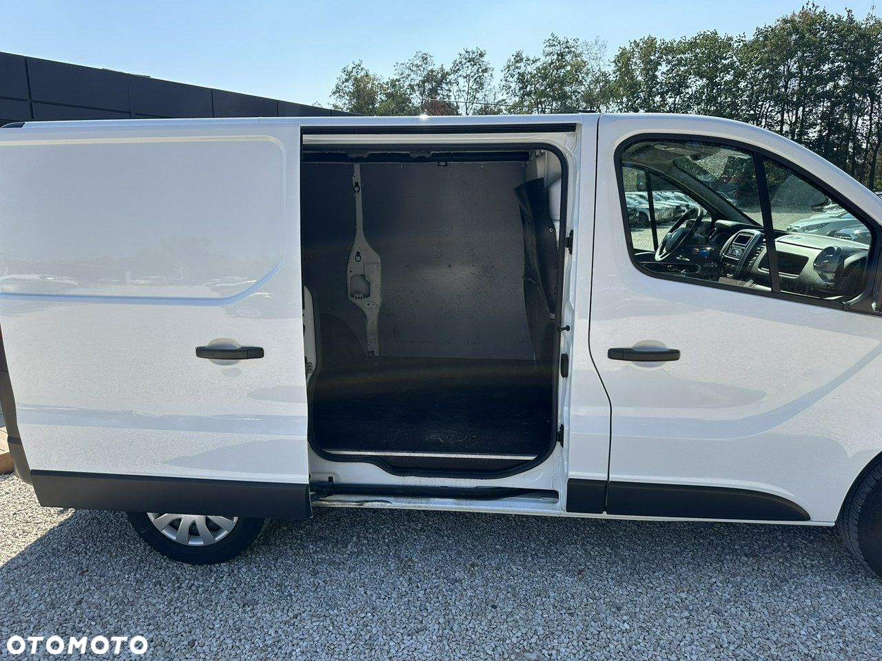 Renault Trafic - 12