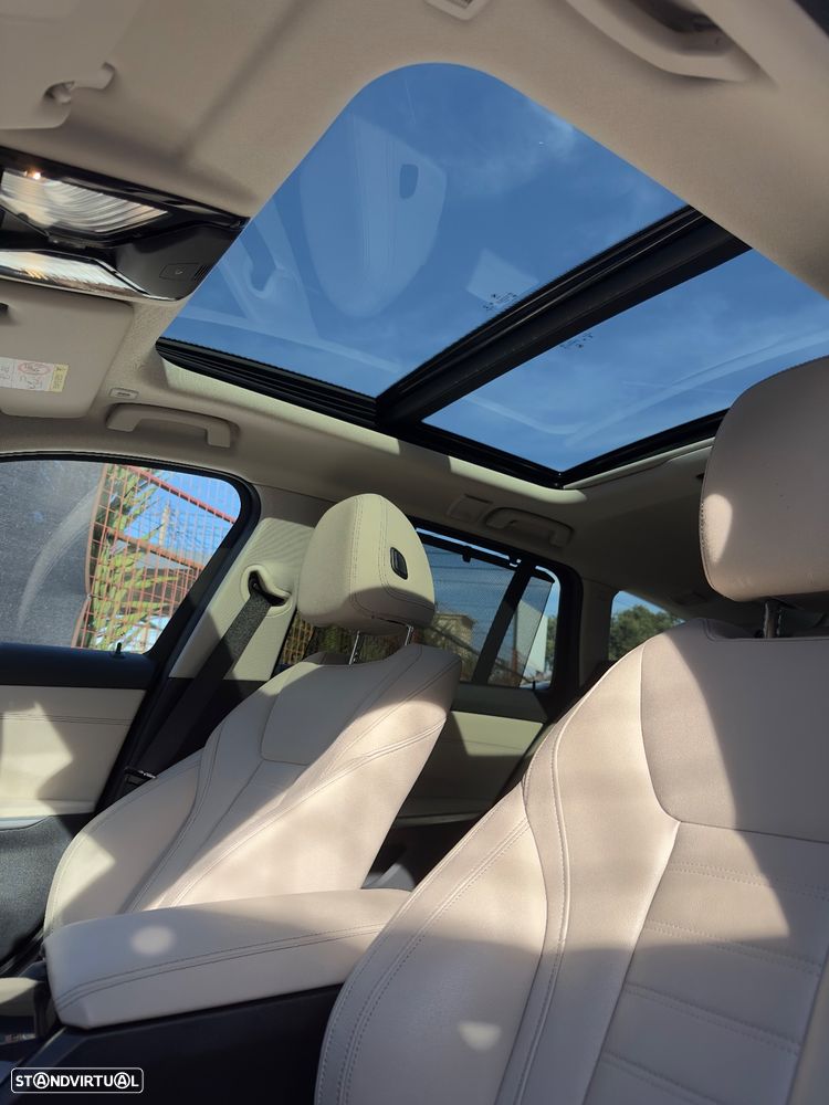 BMW 320 e Touring Aut. Luxury Line - 30