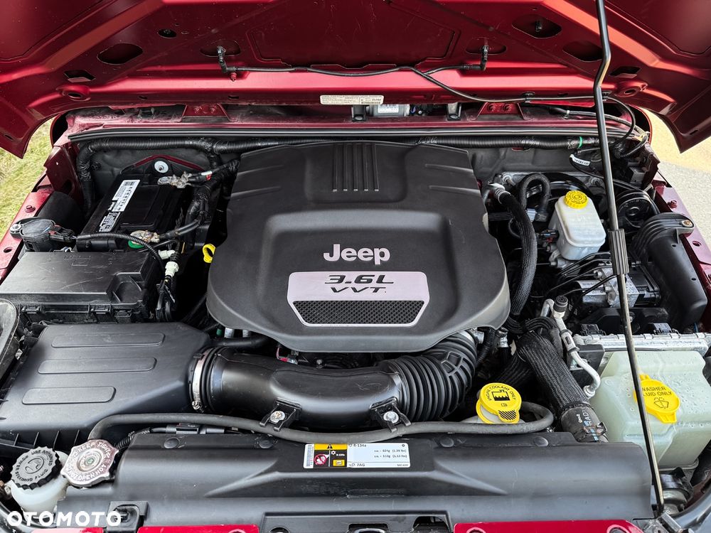 Jeep Wrangler 3.6 Unlim X - 22