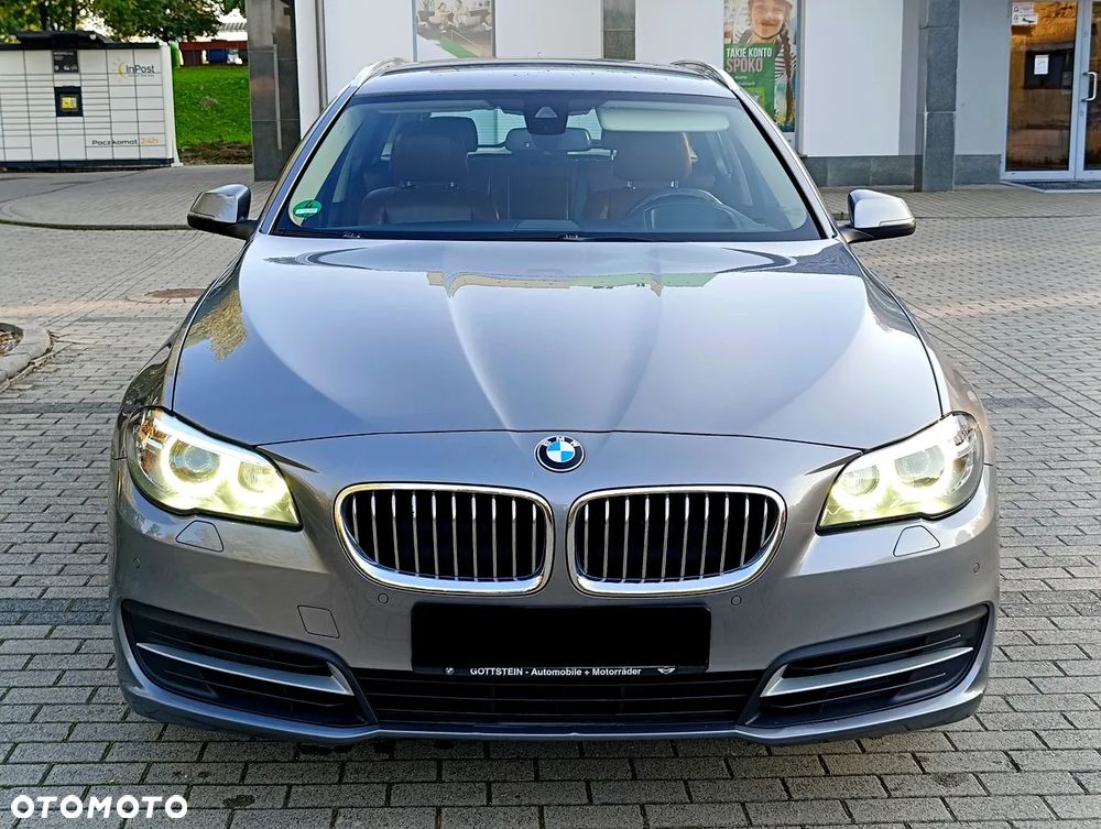 BMW Seria 5 525d Touring Sport-Aut Luxury Line - 8