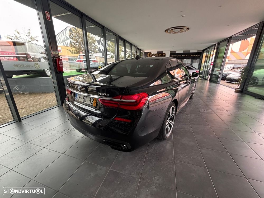 BMW 750 d xDrive Pack M - 14