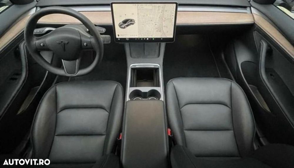 Tesla Model 3 Langstreckenbatterie Allradantrieb Dual Motor - 7