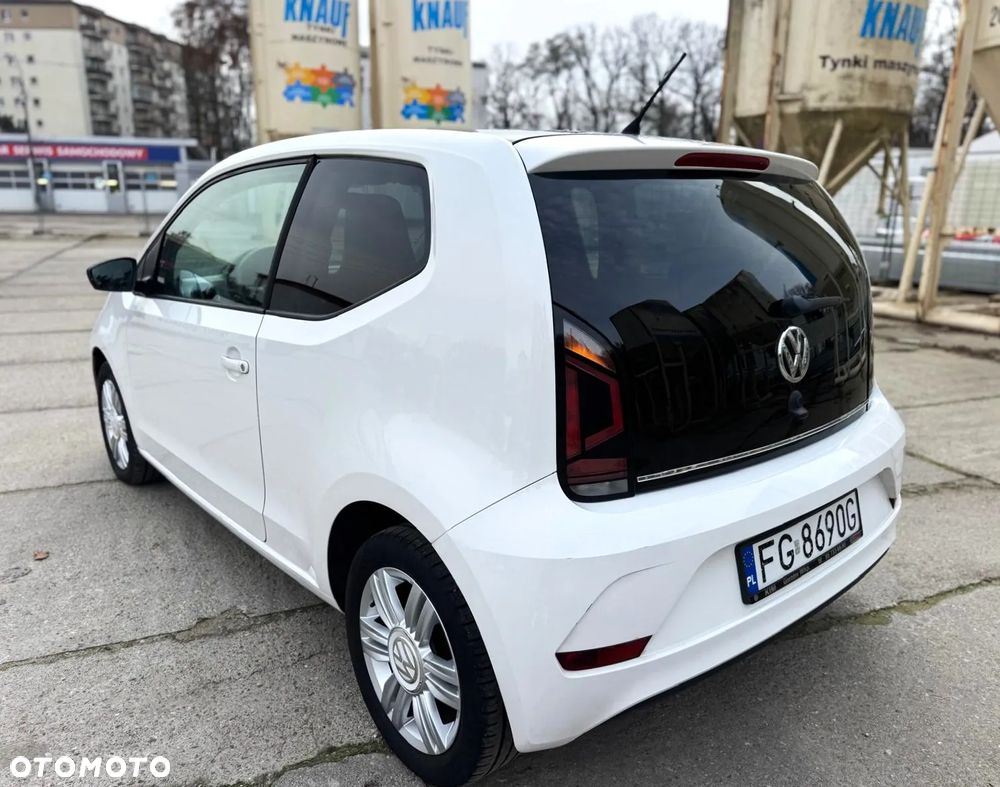 Volkswagen up! - 4