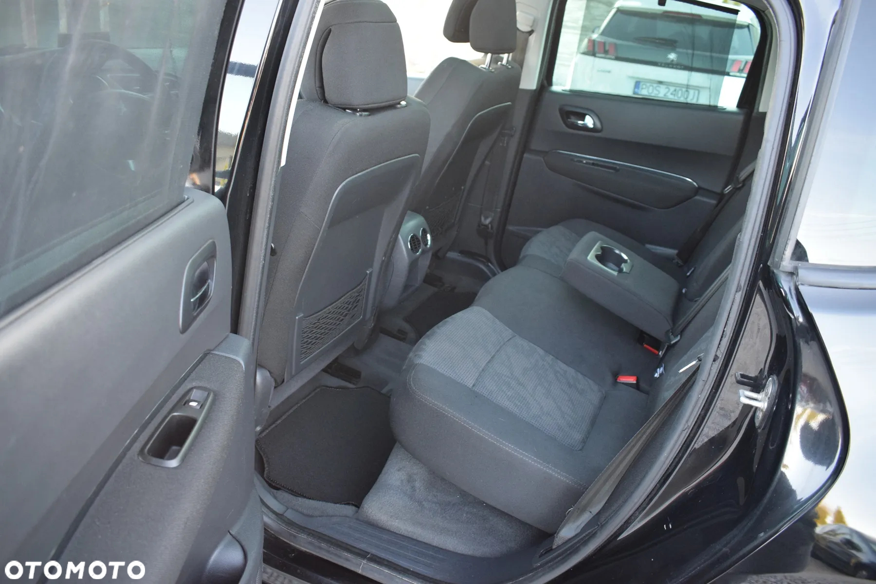 Peugeot 3008 HDi FAP 110 Premium - 8