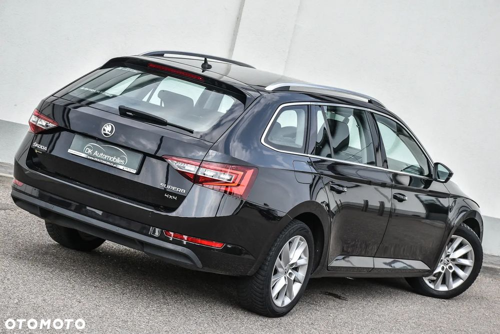 Skoda Superb 2.0 TDI 4x4 Style DSG - 8