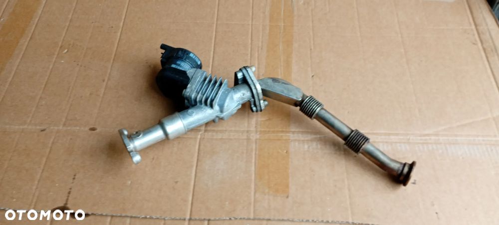 Chłodniczka spalin zawór EGR BMW I E81 E87 2.0i 756324105 - 5