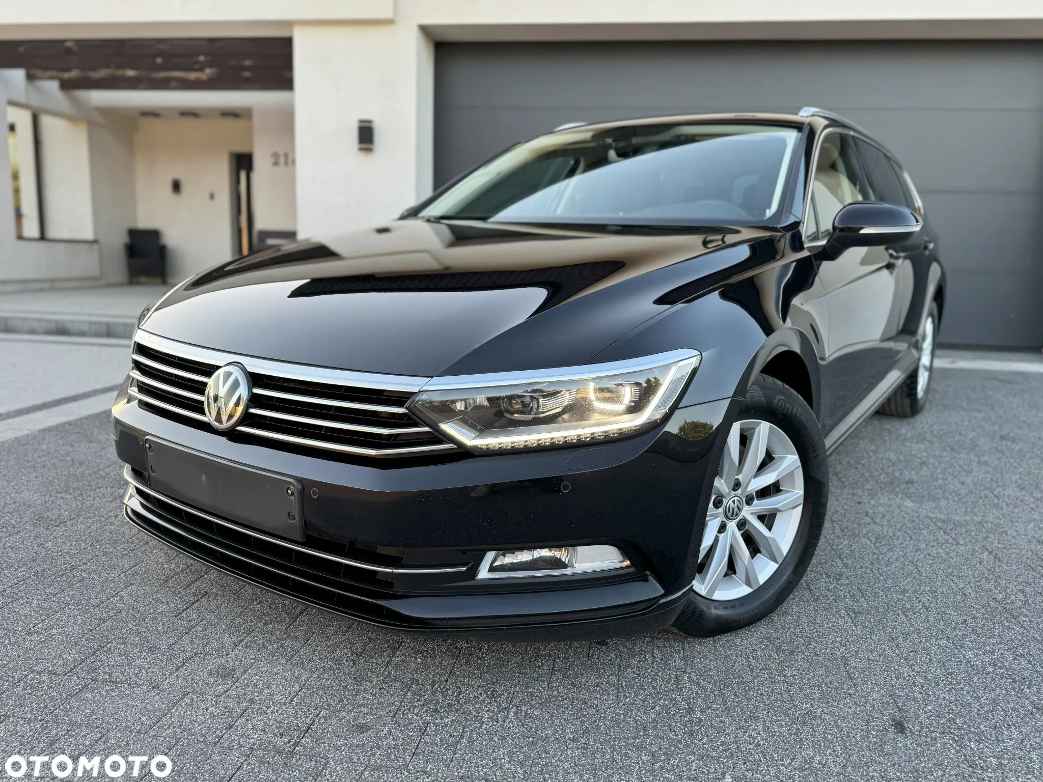 Volkswagen Passat 2.0 TDI BMT Comfortline DSG - 1