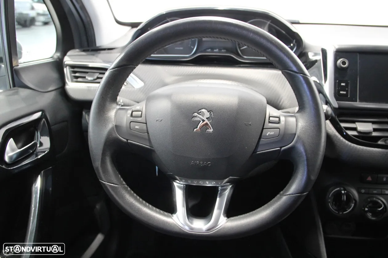 Peugeot 2008 1.2 PureTech Signature - 10
