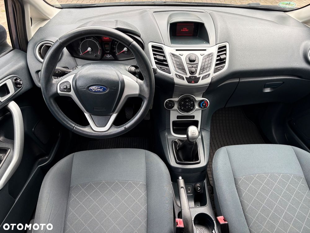 Ford Fiesta 1.25 Trend EU5 - 6