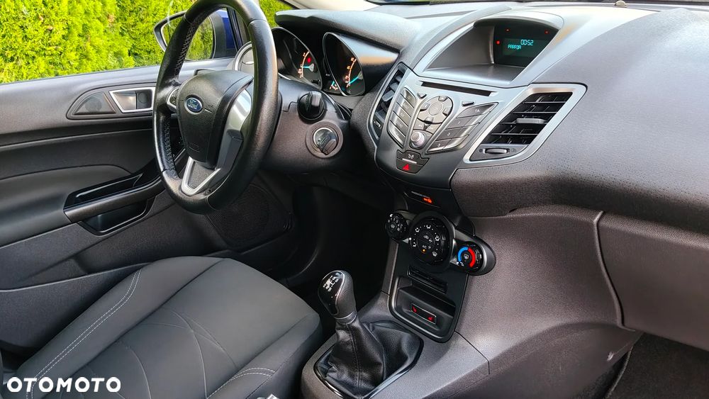Ford Fiesta 1.25 Champions Edition - 6