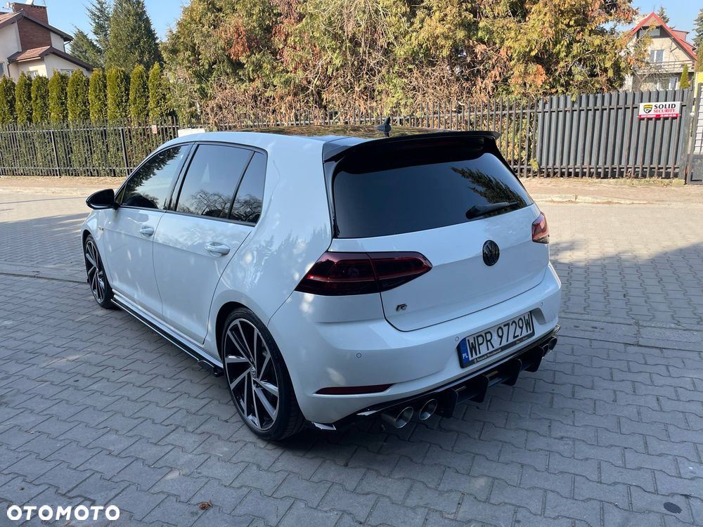 Volkswagen Golf - 4