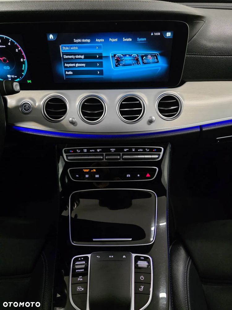 Mercedes-Benz Klasa E 300 de 9G-TRONIC AMG Line - 12