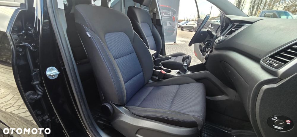 Hyundai Tucson blue 1.6 GDi 2WD Passion - 35