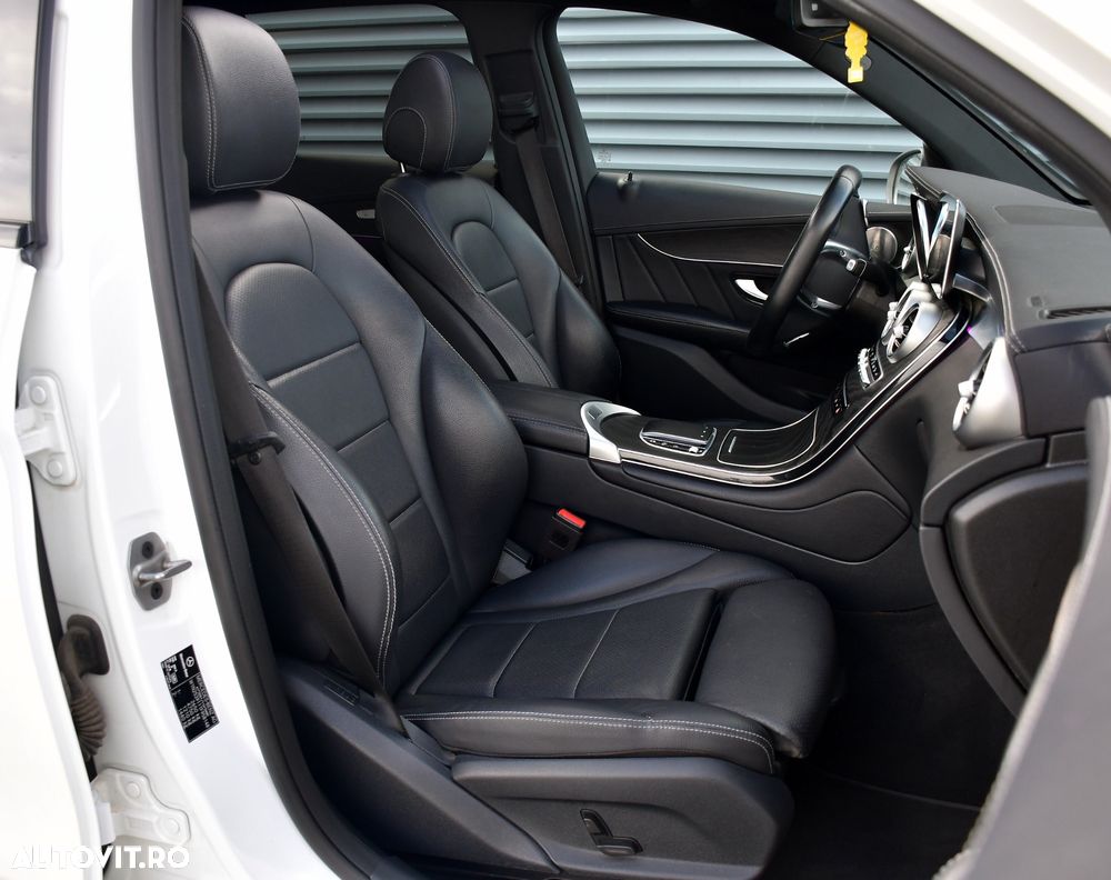 Mercedes-Benz GLC 300 de 4Matic 9G-TRONIC AMG Line - 8