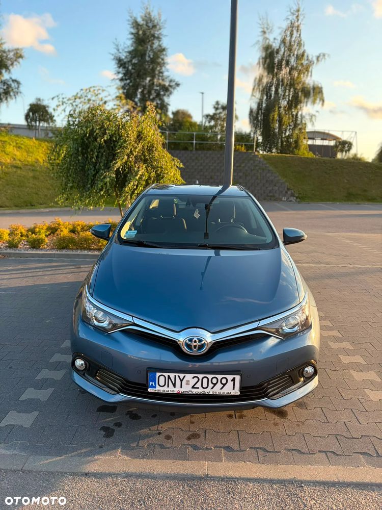 Toyota Auris Hybrid 135 Prestige - 3