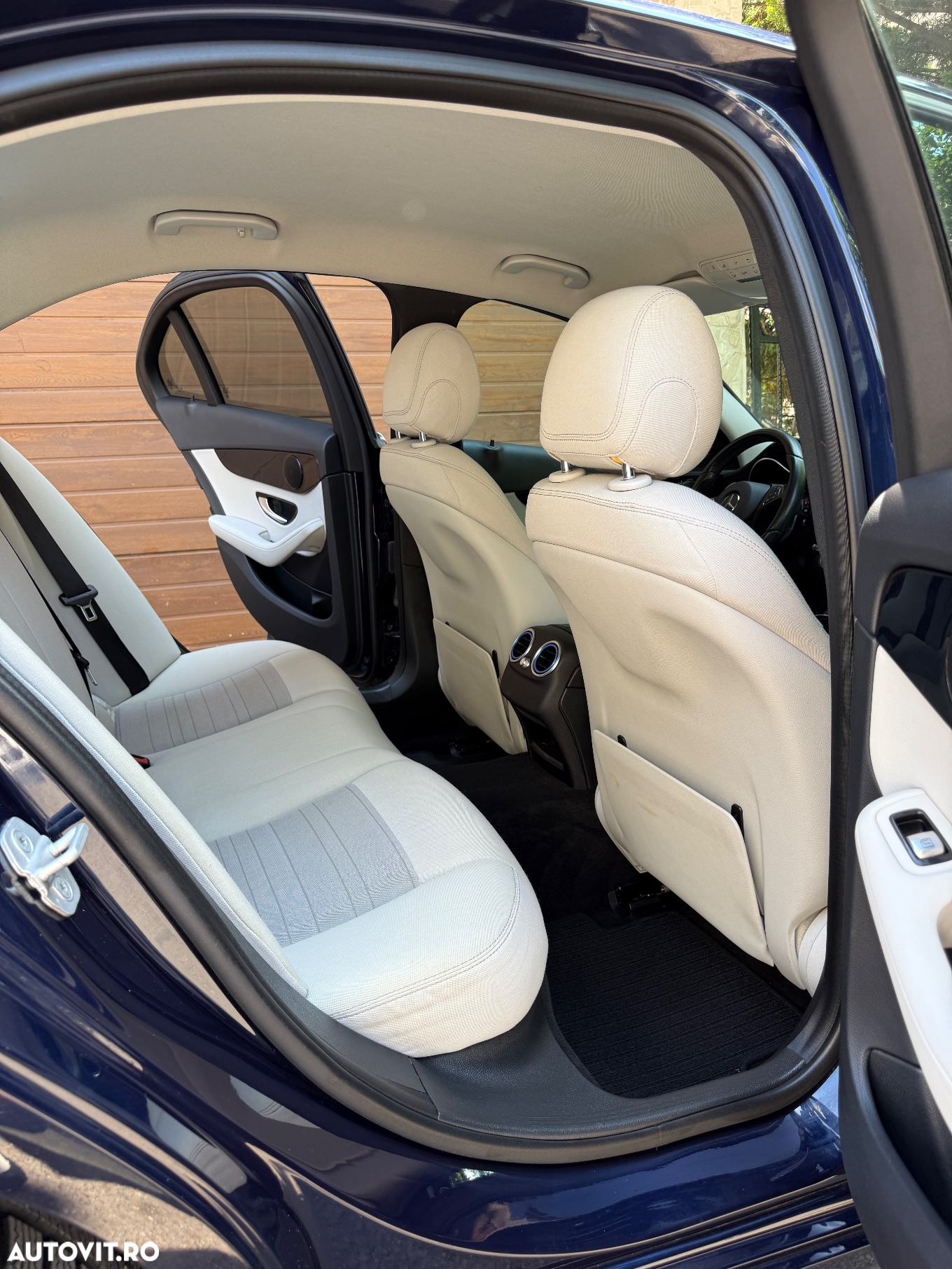 Mercedes-Benz C 250 (BlueTEC) d 4Matic T 7G-TRONIC Exclusive - 9