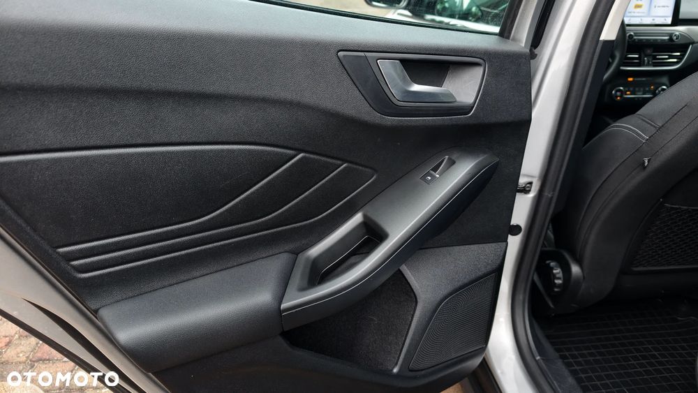 Ford Focus 1.5 EcoBlue SCR Titanium - 17