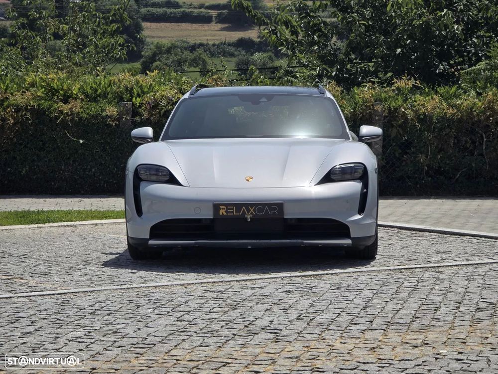 Porsche Taycan Cross Turismo 4S - 3