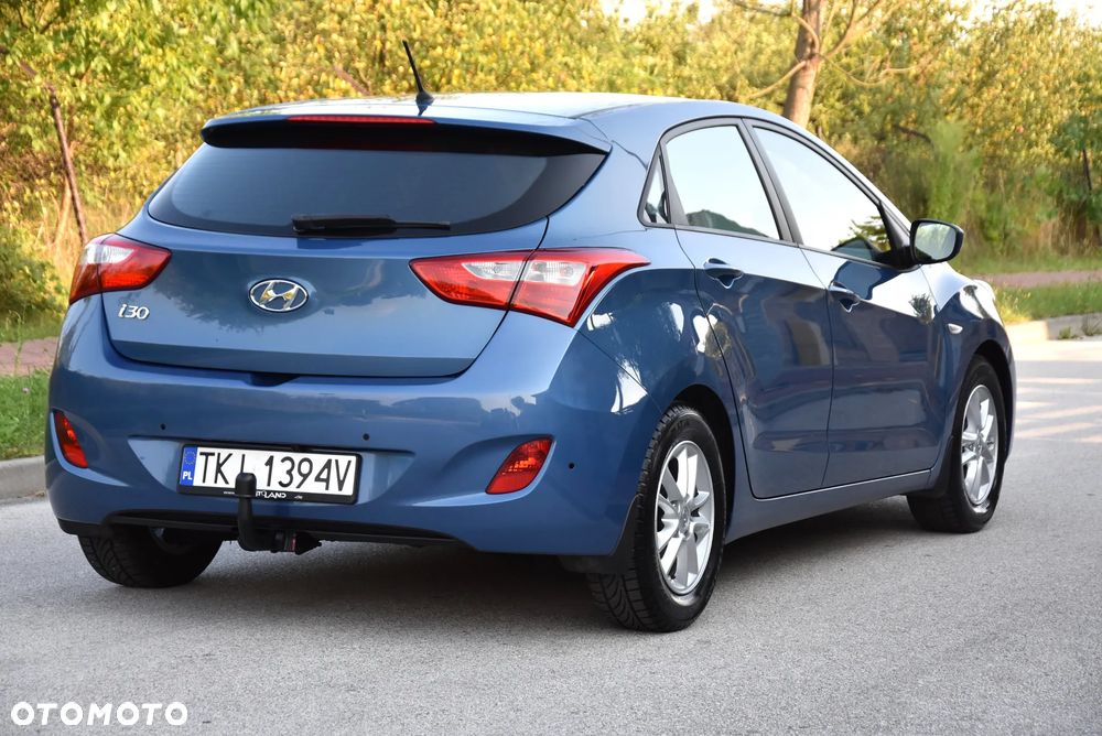 Hyundai i30 blue 1.4 Classic Navigation - 10
