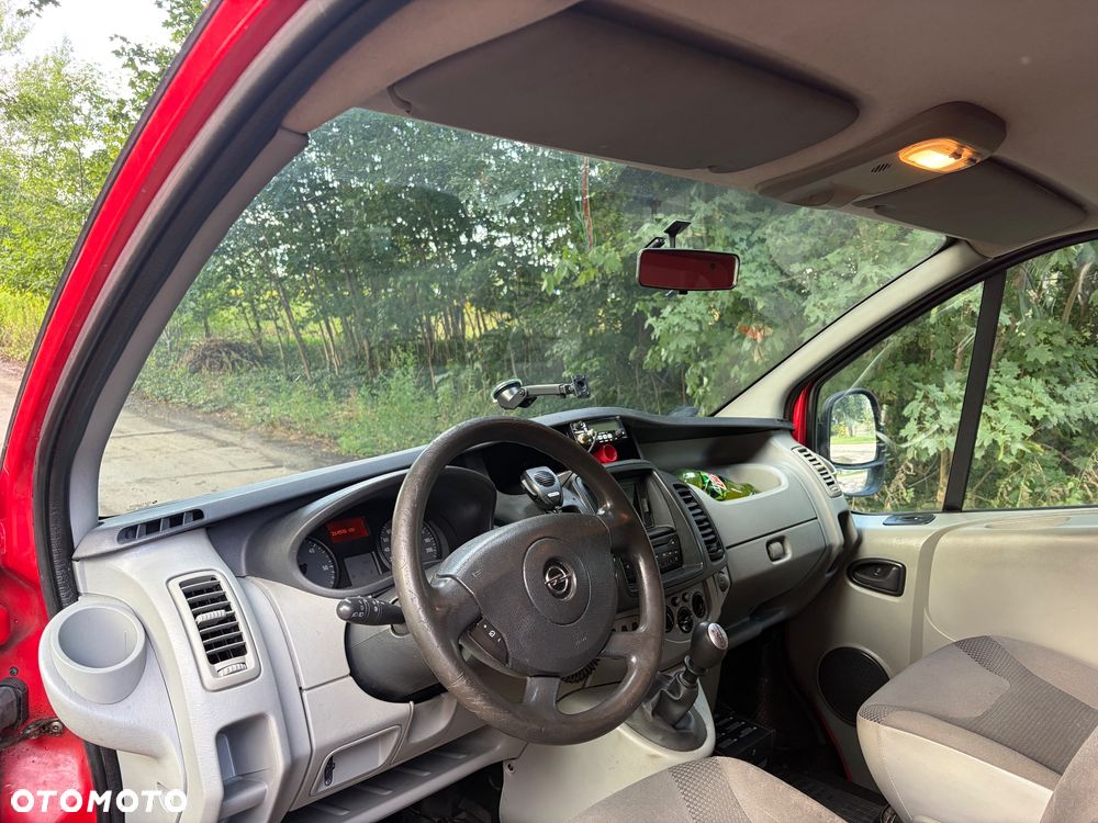 Opel Vivaro - 20