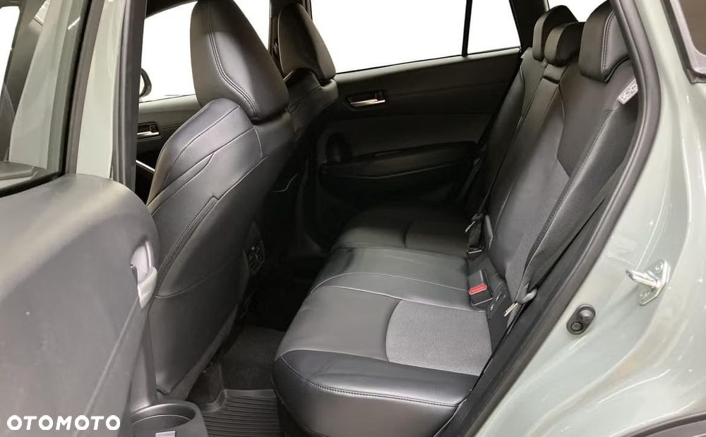 Toyota Corolla Cross 2.0 Hybrid Executive AWD - 14
