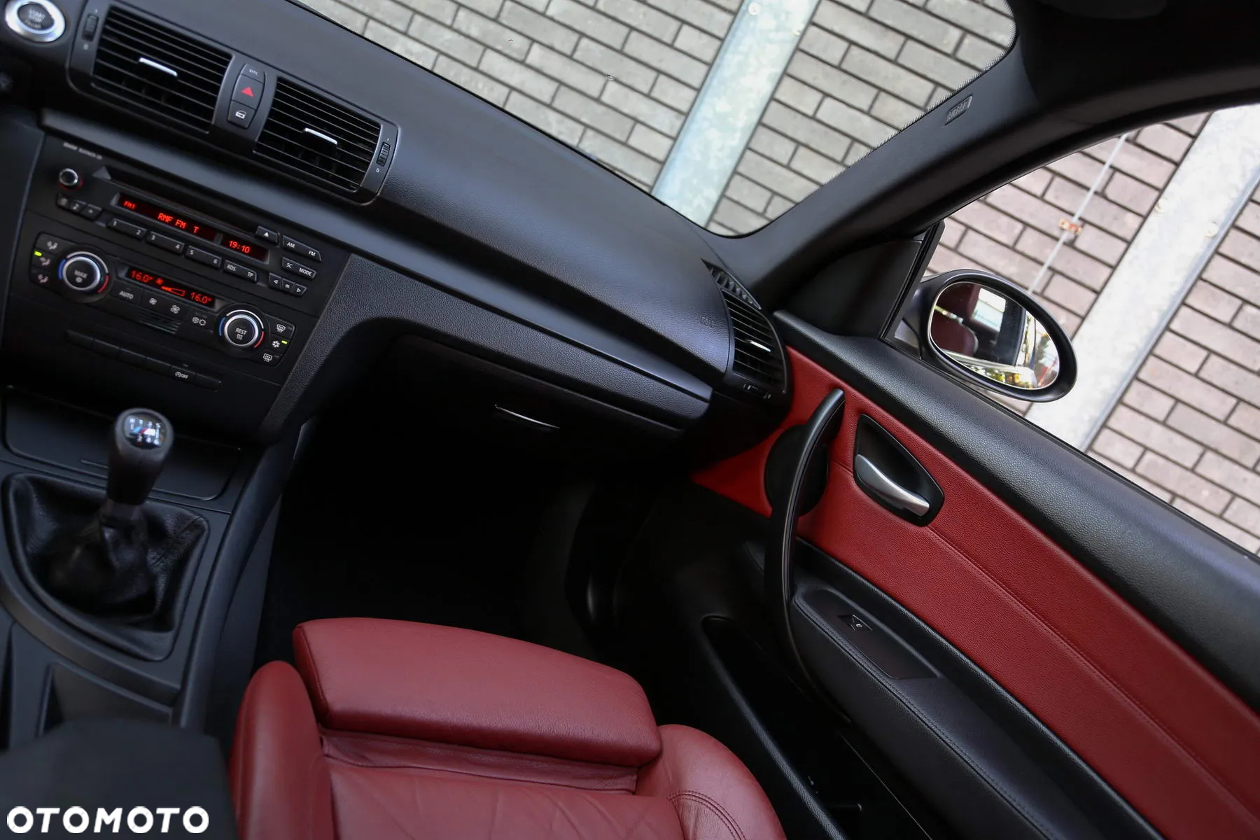 BMW Seria 1 120d - 30