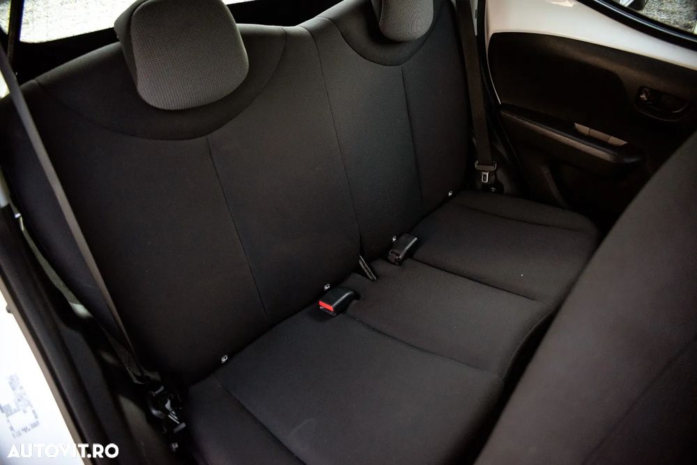 Toyota Aygo 1.0 VVY-I 5 usi X - 19