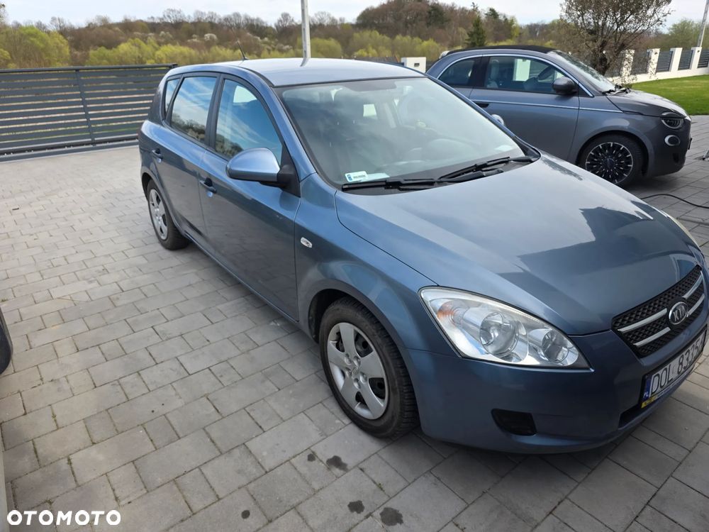 Kia Ceed 1.4 Comfort + - 3