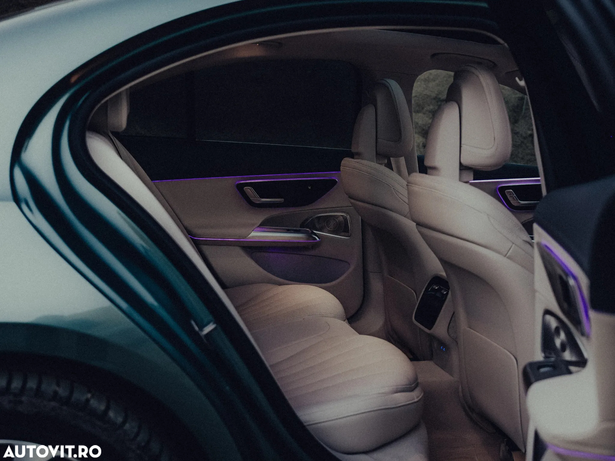Mercedes-Benz E - 9