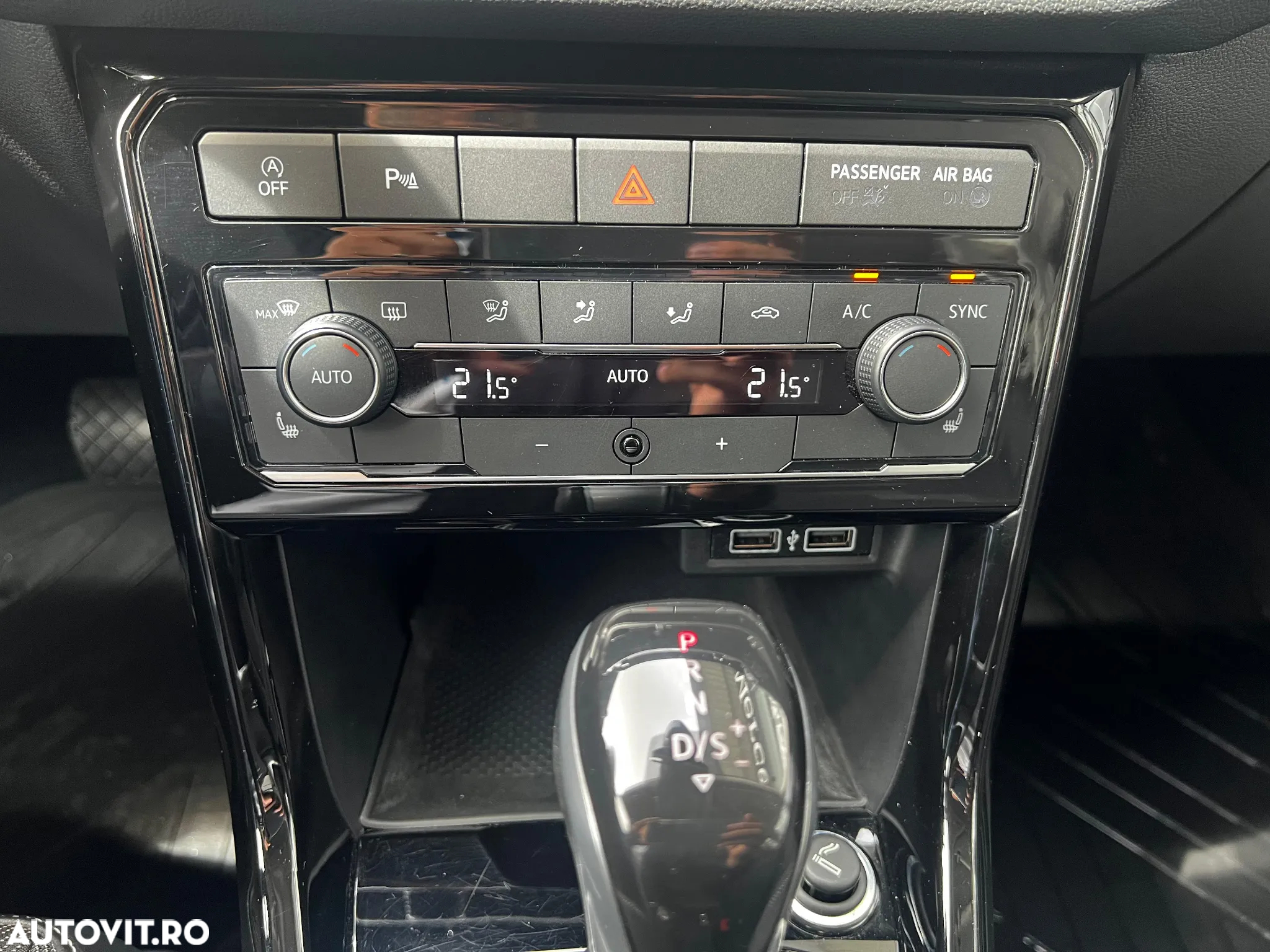 Volkswagen T-Cross 1.0 TSI DSG Style - 16