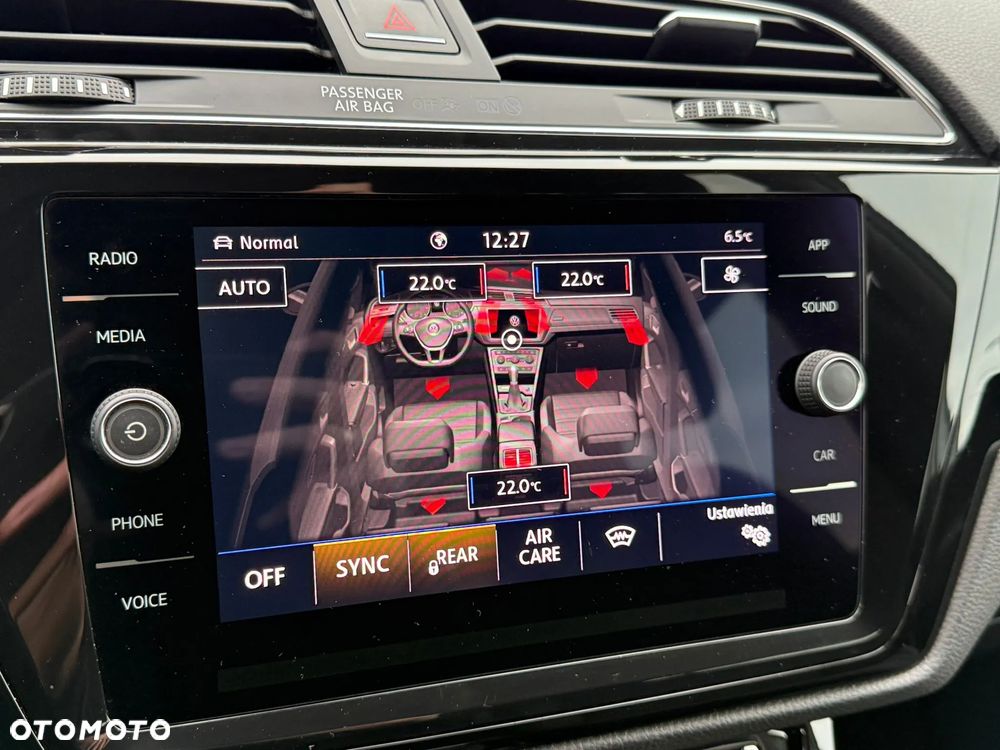 Volkswagen Touran 1.5 TSI EVO Highline - 25