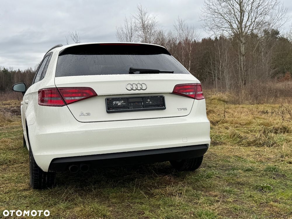 Audi A3 Sportback 1.4 TFSI Ambition - 9