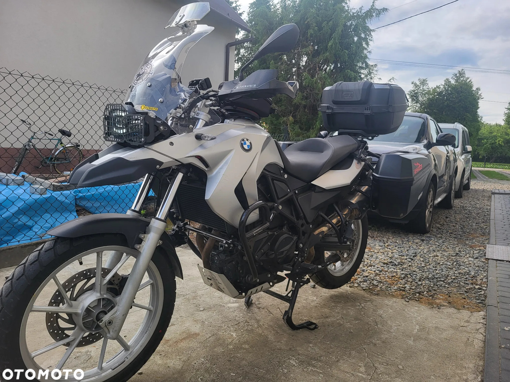BMW F