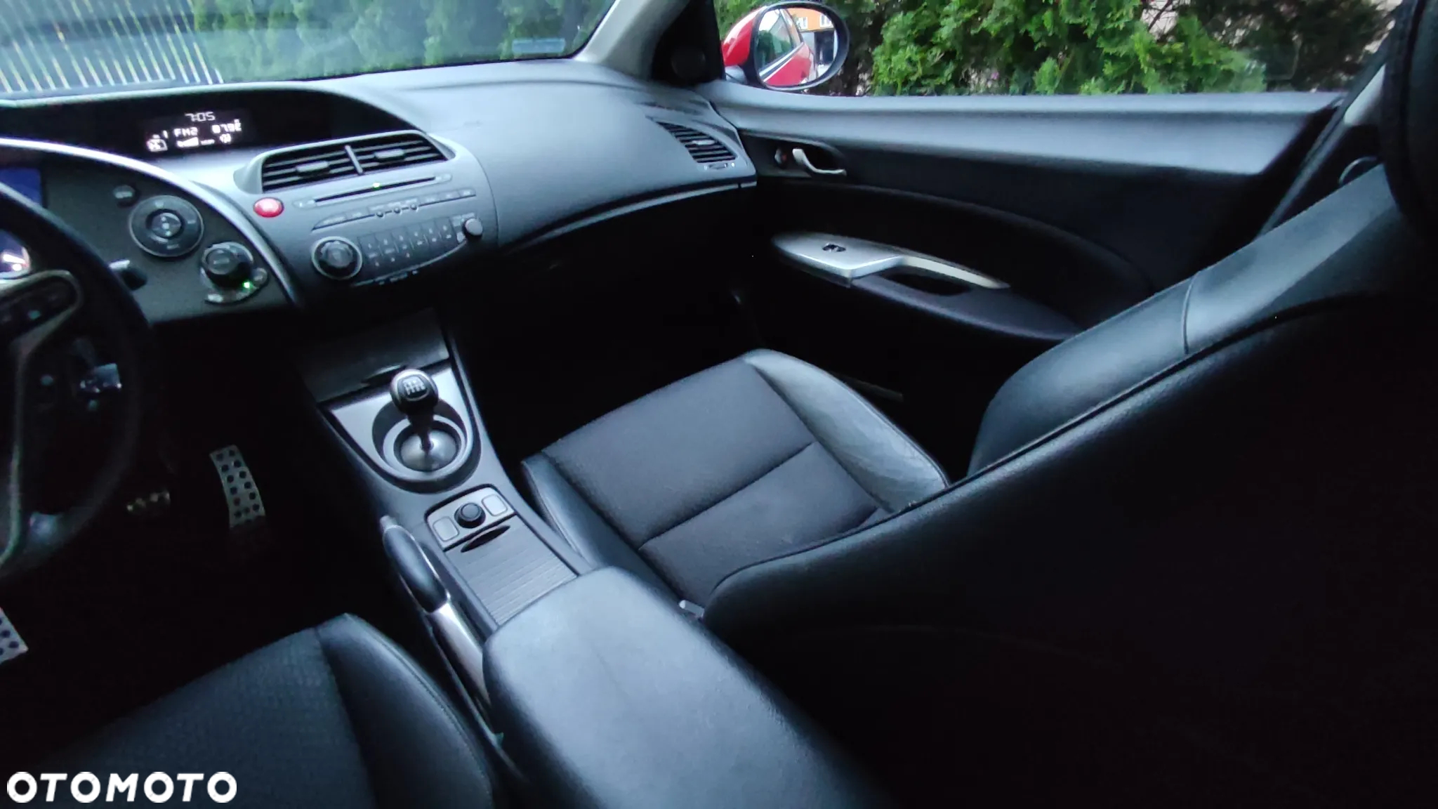 Honda Civic 1.8 Sport - 25
