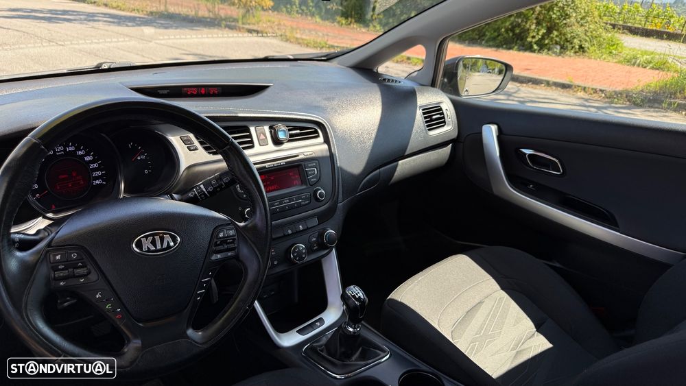 Kia Ceed 1.4 CRDi LX - 22