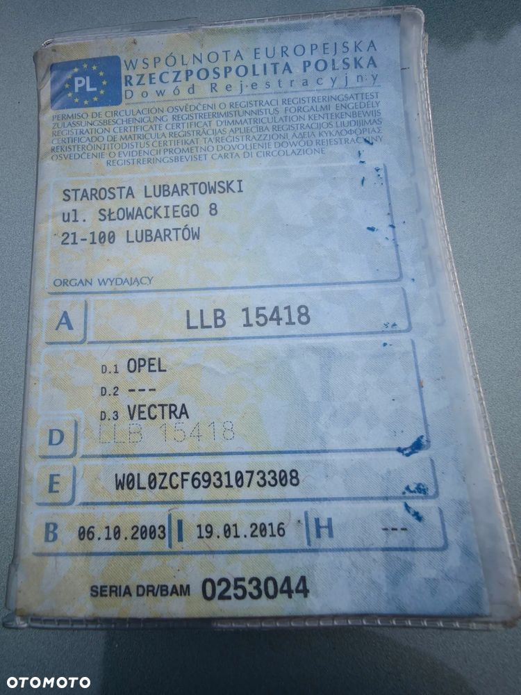 Opel Vectra 1.8 GL Young - 12