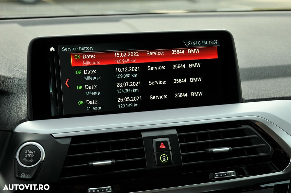 BMW X3 xDrive20i AT Advantage - 28