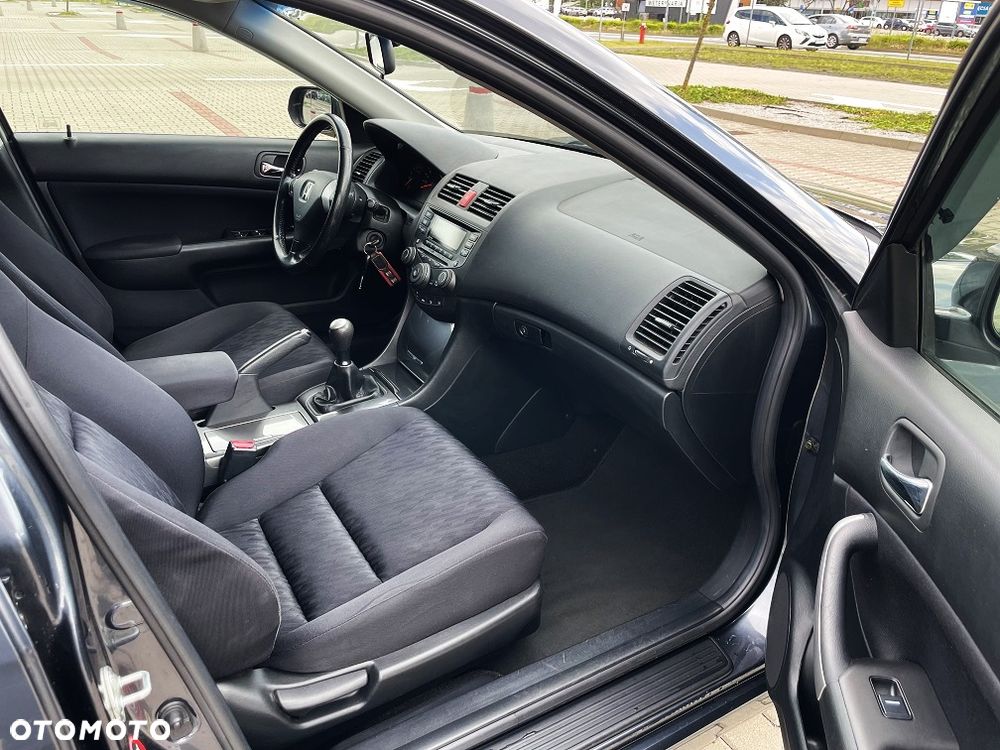 Honda Accord 2.0 i Comfort - 14