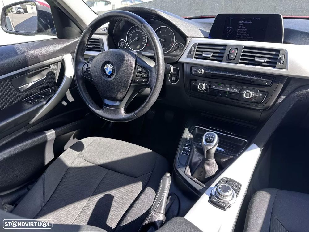 BMW 316 d Line Sport - 28