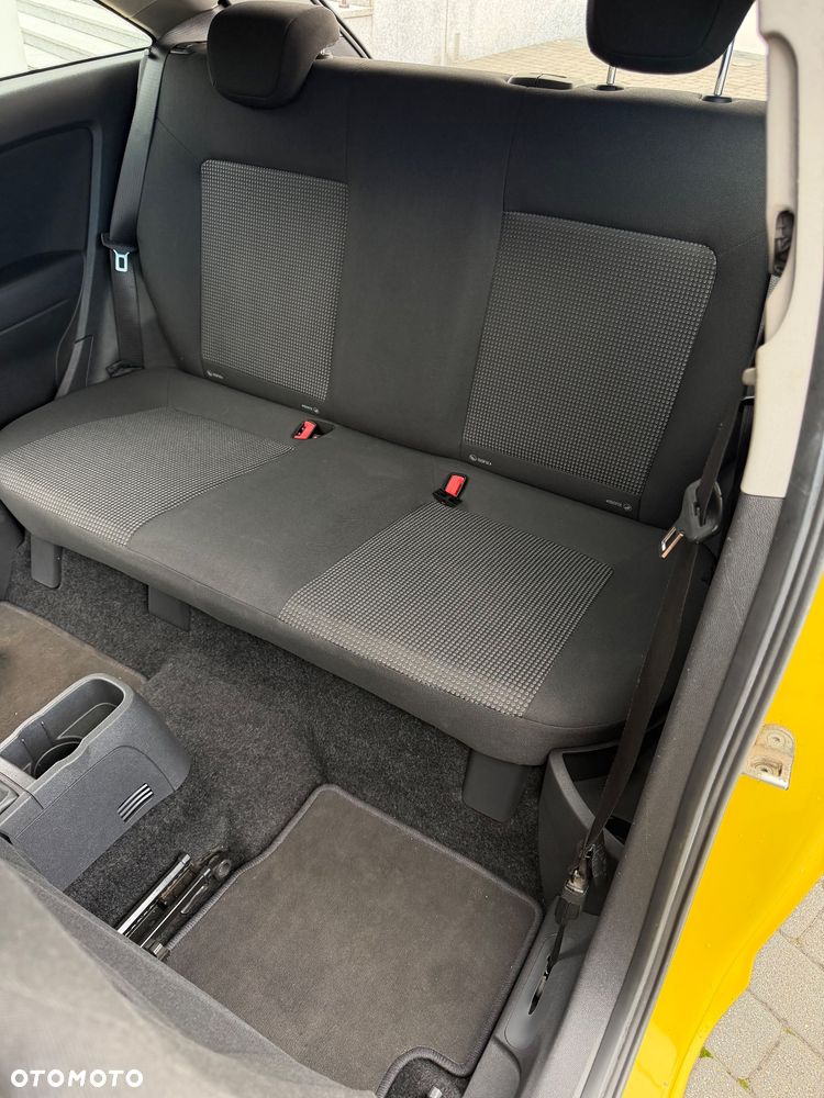 Opel Corsa 1.0 12V Essentia - 18