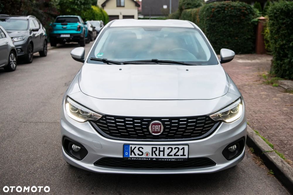 Fiat Tipo 1.4 T-Jet 16v Easy - 2