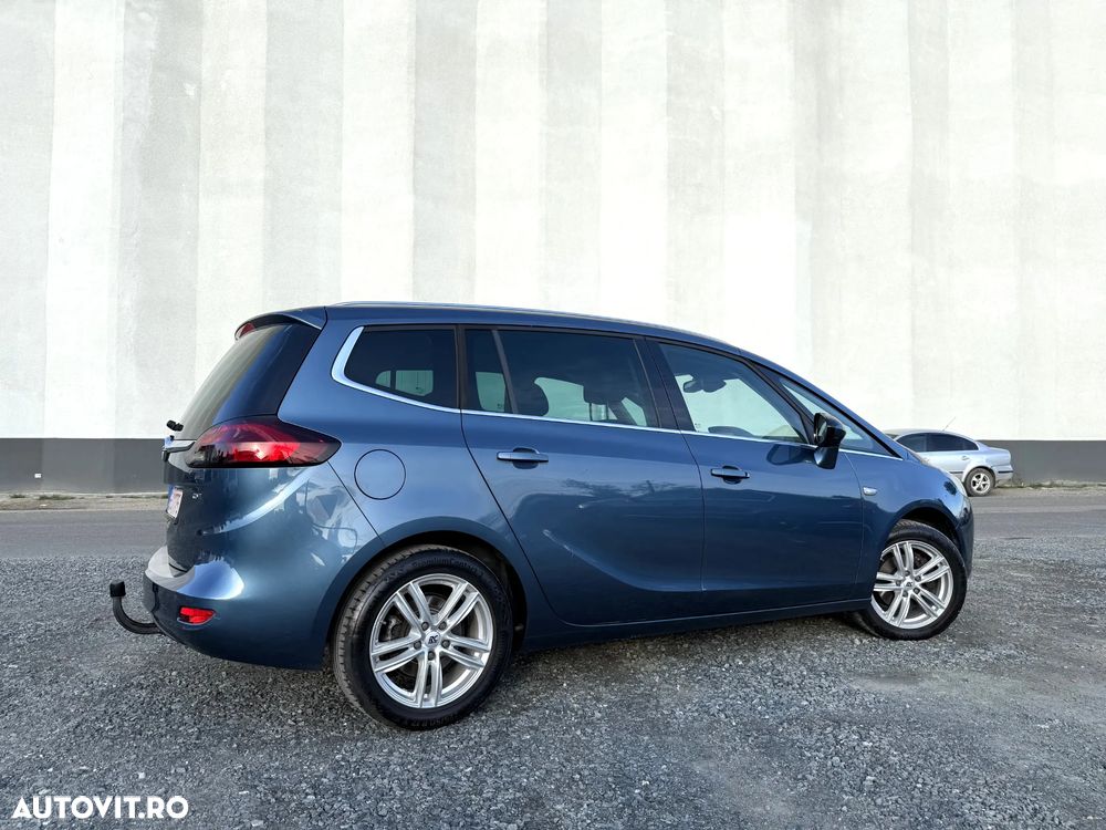 Opel Zafira 2.0 CDTI ECOTEC Cosmo - 2