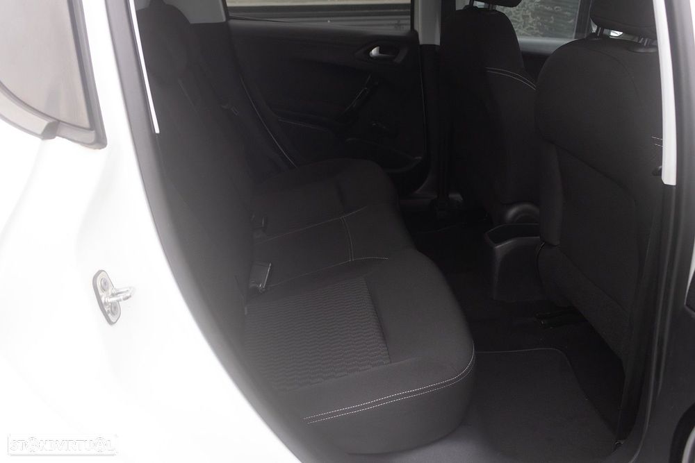 Peugeot 208 1.2 PureTech Style - 22